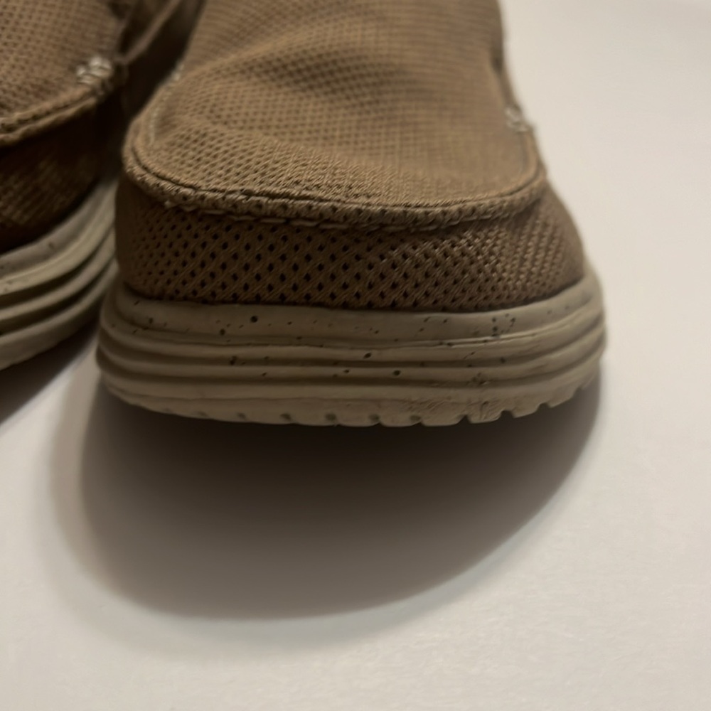 Sketchers men’s 11 slip on light weight shoes brown & tan shoes - Picture 13 of 16